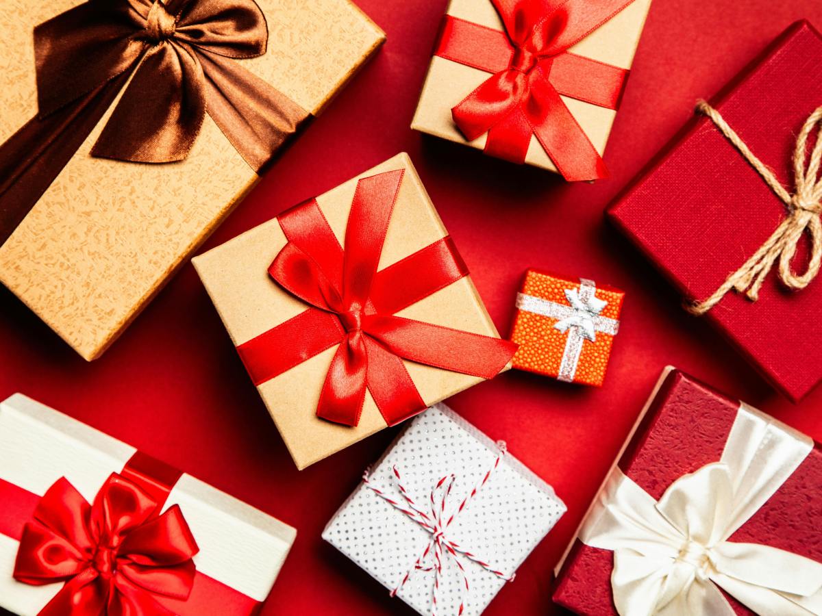 Top 10 Caribbean Authors to Gift This&nbsp;Christmas